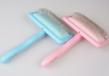 Easy Brush Large Slicker Brush – Wide Paddle, Two Colors, Gentle Detangling Design