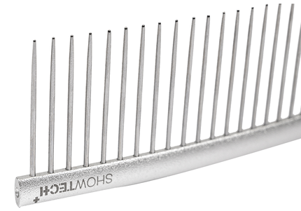 Show Tech Featherlight Curved Comb 25cm – Ultra-Lightweight, Ergonomic Design for Flawless Coat Finishing