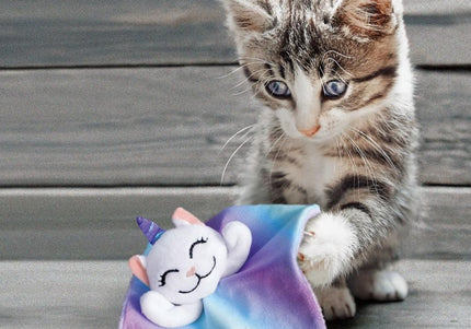 KONG Crackles Caticorn Cat Toy – Plush Catnip-Filled Rustling Companion, Soft and Engaging