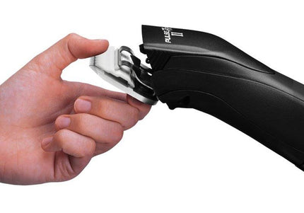 Andis Pulse ZR II Cordless Grooming Clipper – Five-Speed, Dual Batteries, Ceramic #10 Blade