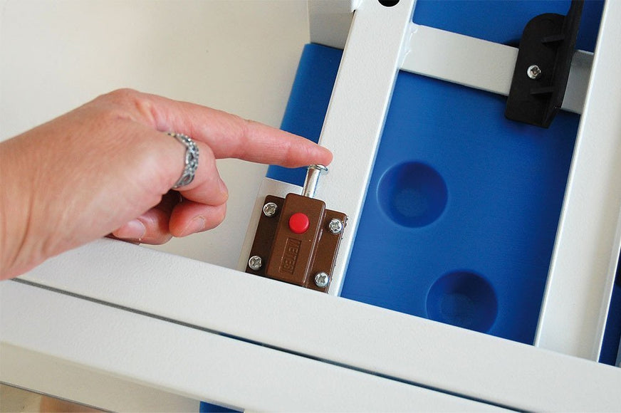 GroomStar Exhibition Grooming Table – Blue Plastic Top, 60cm x 45cm, Lightweight Design