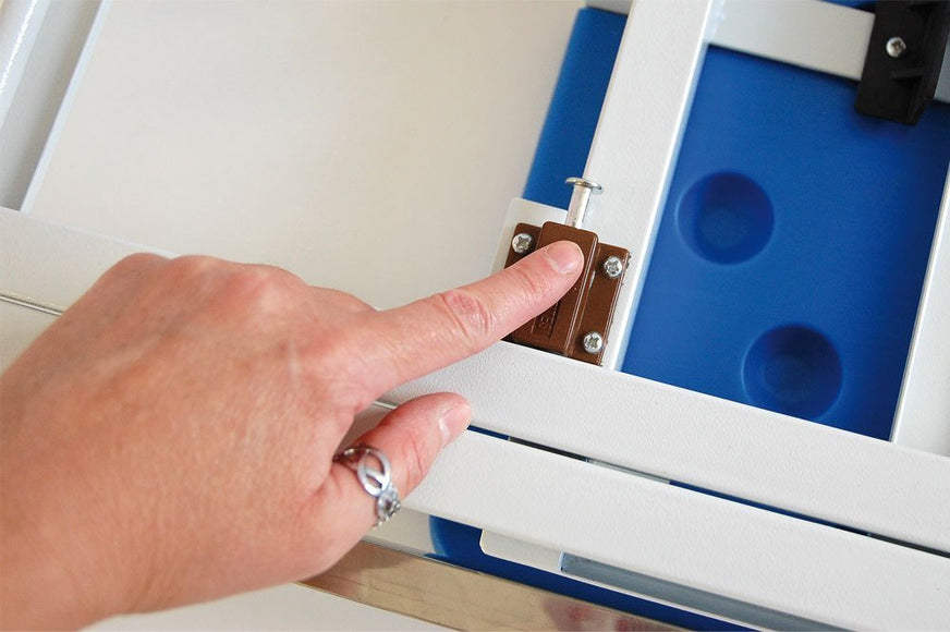 GroomStar Exhibition Grooming Table – Blue Plastic Top, 60cm x 45cm, Lightweight Design