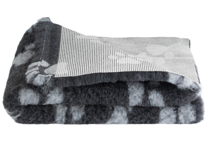 DryBed A+ Anti-Slip Grooming Bed – Graphite-Gray Paws, 150x150cm, Durable Comfort