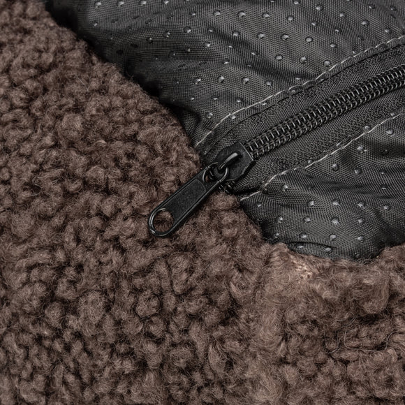 Biglo Fizzy Chocolate Lamb Bed – Plush Large Sofa-Style Pet Lounger, Soft Fleece Comfort