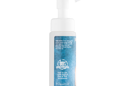 Bio-Groom Paw Scrubber Unscented 236ml – No-Rinse Foam Wash with Built-In Brush Applicator