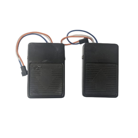 GroomStar Bathtub Height Adjustment Pedals – Durable Ergonomic Foot Controls for Grooming Tubs