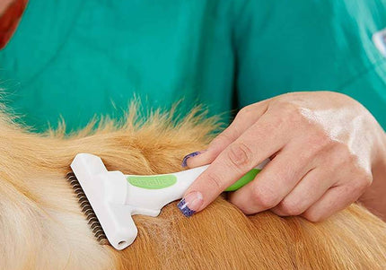 Andis DeShedding Tool – Hook Trimmer with 17 Stainless Hooks, 3mm Spacing for Efficient Coat Care