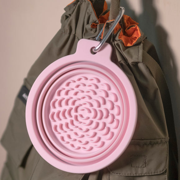 PetDreamHouse Silicone Collapsible Travel Bowl – Foldable 600ml Navy Blue with Lick Mat and Carabiner