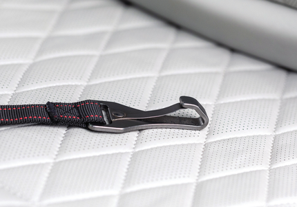 KONG Travel Ultimate Safety Tether – Three-Point Adjustable Car Belt with ISOFIX Compatibility