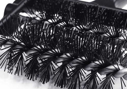 Artero Clean Brush Device – Efficient Tool for Removing Hair from Grooming Brushes and Combs