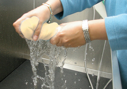 Show Tech Magic Towel 66x43cm – Super Absorbent Foam Drying Cloth, Quick-Dry Design