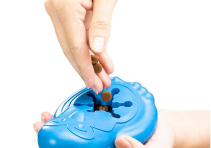 PetSafe Busy Buddy Chilly Penguin Frozen Treat Chew Toy – Durable Penguin Design, Medium/Large