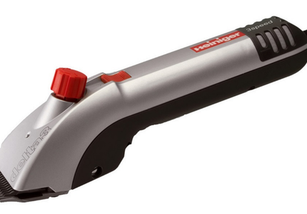 Heiniger Delta 3 Professional Horse and Cattle Clipper – Powerful 180W Motor, Three Speeds