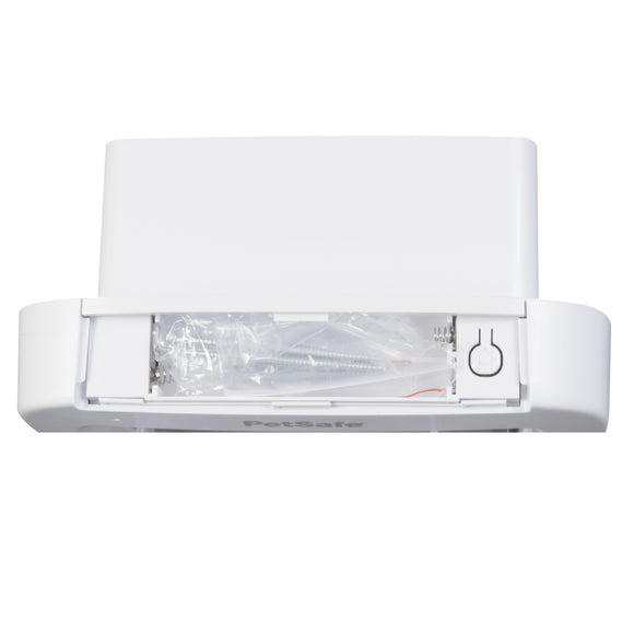 PetSafe Microchip Cat Flap – Automatic and Manual Entry, Secure White Door