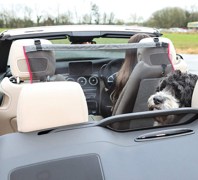 KONG Travel Protective Seat Barrier – Durable Car Net, 82x88x41cm, Prevents Distractions