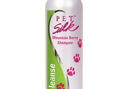Pet Silk Mountain Berry Shampoo – Concentrated Formula with Ripe Berry and Mountain Air Scent, 473ml