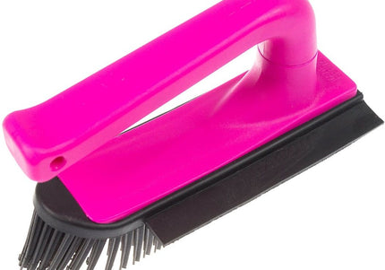 V7 Hand-Held Rubber Brush and Dustpan – Innovative Red Cleaning Duo, Ergonomic Design