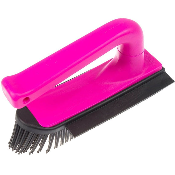 V7 Hand-Held Rubber Brush and Dustpan – Innovative Red Cleaning Duo, Ergonomic Design