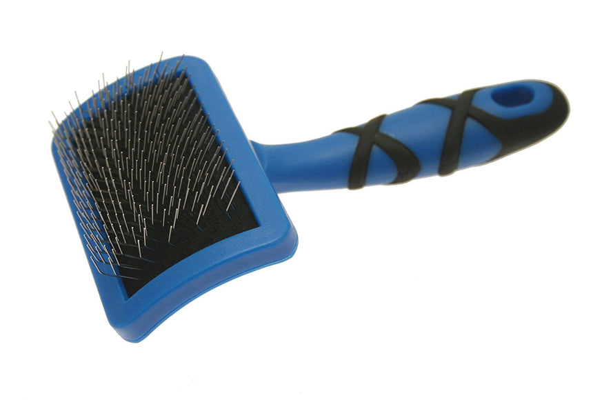 Groom Professional Firm Slicker Brush Small – Compact Firm Bristles for Effective Detangling