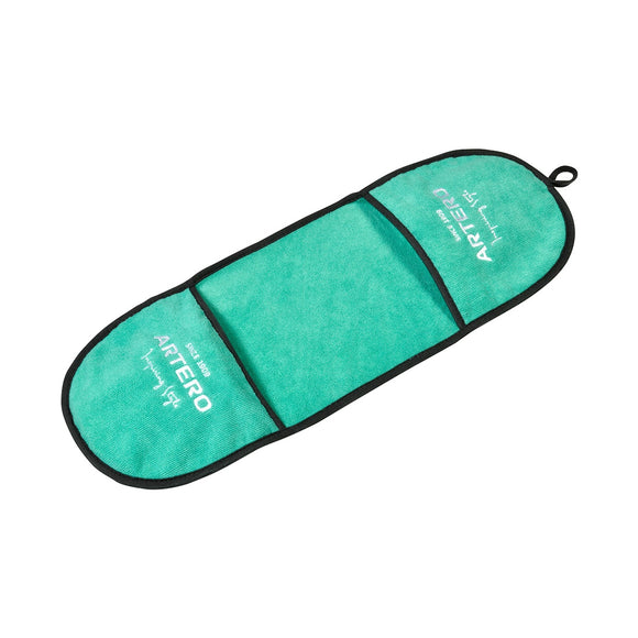 Artero Zumba Microfiber Grooming Towel 64x23cm – Quick-Dry Design with Hand Pockets