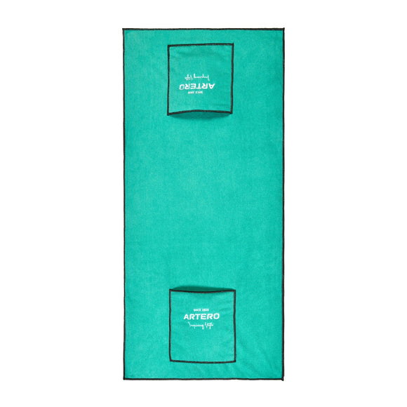 Artero Zumba Microfiber Grooming Towel 100x50cm – Quick-Dry Design with Hand Pockets
