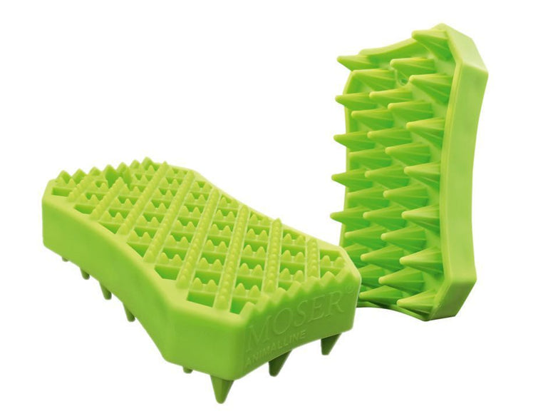 Moser Sheddy Rubber Grooming Brush – Gentle Detangling Tool for Short-Haired Coats