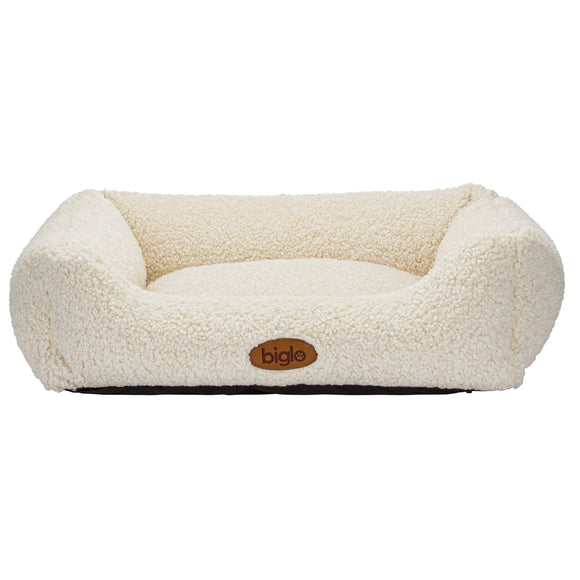 Biglo Fizzy Cream Lamb Bed – Plush Large Sofa-Style Pet Lounger, Soft and Supportive