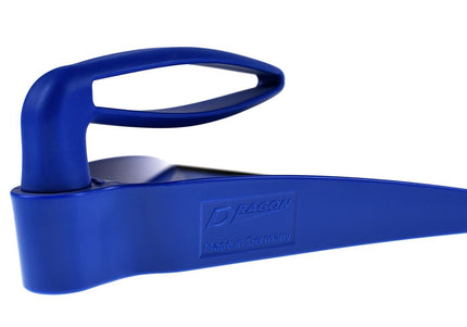 V7 Ypsilon Dustpan – Red, Ergonomic Design for Effortless Hair and Dirt Collection