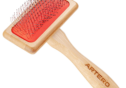Artero Nature Collection Large Slicker Brush – Long Protected Pins, Gentle on Sensitive Skin