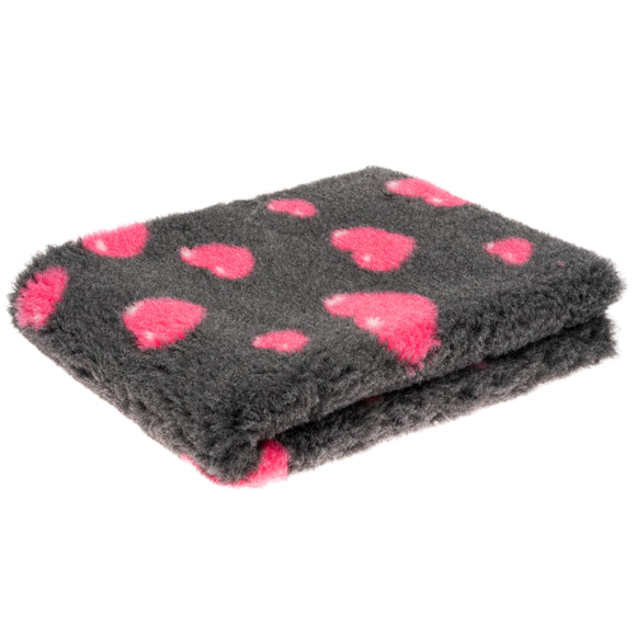 Blovi DryBed A+ Non-Slip Graphite Pet Bed with Pink Hearts, 100x75cm – Soft and Durable
