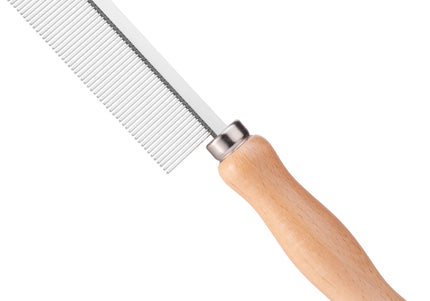 HPP Wooden Grooming Comb – Close-Spaced Teeth, Ergonomic Handle for Precise Detangling
