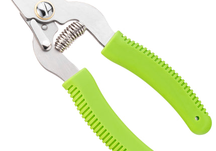 Moser Nail Clippers – Precision Stainless Steel Blades, Ergonomic Grip, Medium and Large Size
