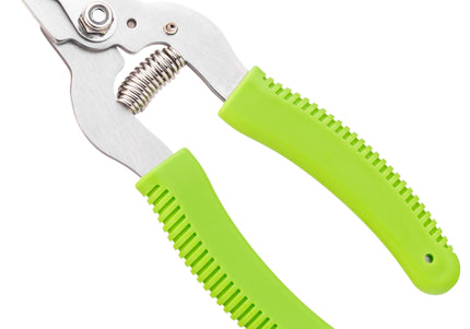 Moser Nail Clippers – Precision Stainless Steel Blades, Ergonomic Grip, Medium and Large Size