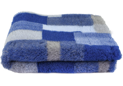 DryBed A+ Anti-Slip Blue Checkered Bed – Large Patchwork, 200x150cm, Durable Comfort