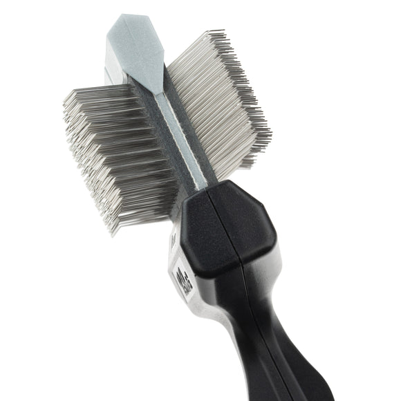 Les Poochs Silver Finishing Brush 9cm – Hard Flexible Grooming Brush for Smooth Results