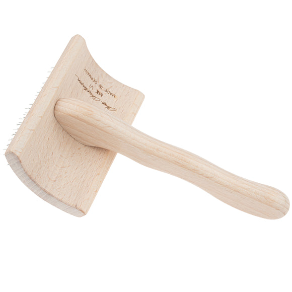 Chris Christensen Mark VI Medium Curved Slicker Brush – Ergonomic Handle, Flexible Pins for Gentle Grooming