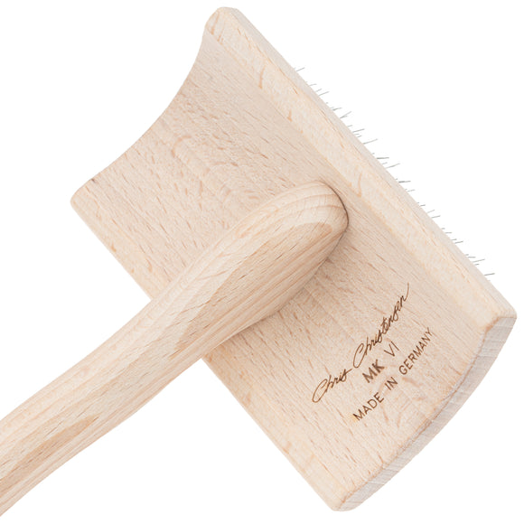 Chris Christensen Mark VI Medium Curved Slicker Brush – Ergonomic Handle, Flexible Pins for Gentle Grooming