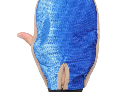 Flamingo Thumb Glove – Multi-Purpose Grooming Glove with Flexible Thumb Design