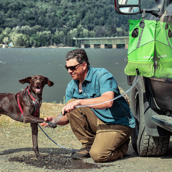 Kurgo Go Shower 6L – Portable Travel Shower with Easy-Fill Reservoir and Adjustable Flow