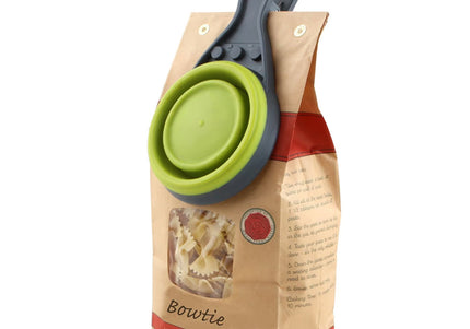 Dexas Collapsible KlipScoop 3in1 Small 118ml – Foldable Food Scoop with Bag Clip, Fuchsia