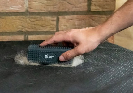 Proper Pets Hair Remover Brush – Four-Sided 12cm Rubber Tool, Versatile and Durable