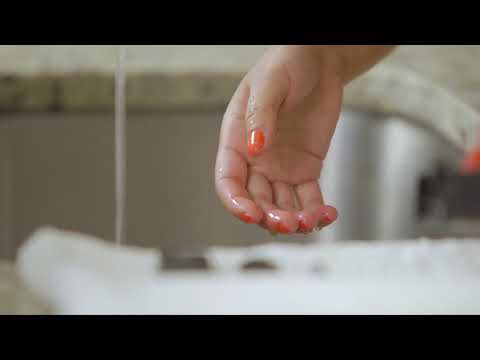 PetSafe Drinkwell Avalon Ceramic Fountain – 2L Capacity, Hygienic and Easy-to-Clean Design