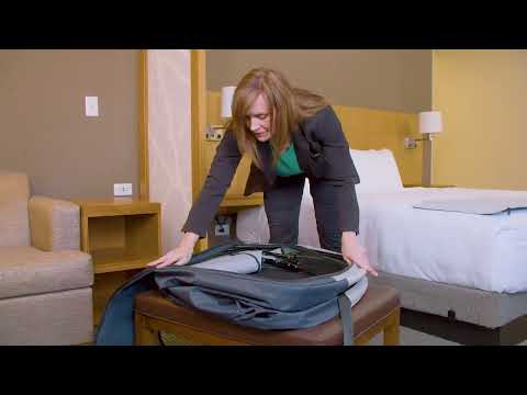 PetSafe Happy Ride Collapsible Travel Carrier – Large Car Seat, Lightweight Design, Up to 27kg