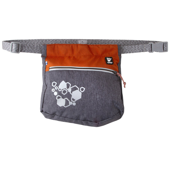 Hurtta Treat Pocket Eco Blackberry Mix – Durable Training Pouch with Secure Closure and Easy Access