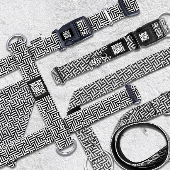 Max&Molly Mykonos Black Key Ring – Stylish Greek Patterned Pendant Accessory