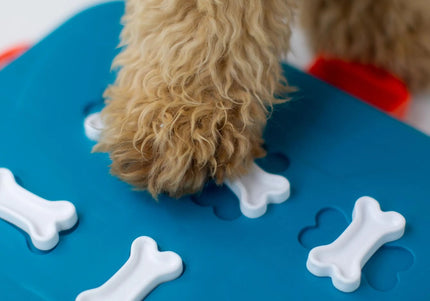 Nina Ottosson Dog Casino Level 3 Puzzle – Interactive Treat-Dispensing Game, Advanced Challenge