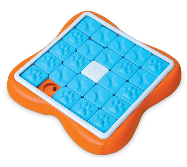 Nina Ottosson Dog Challenge Slider Level 3 – Interactive Smart Puzzle Toy, Advanced Mental Stimulation