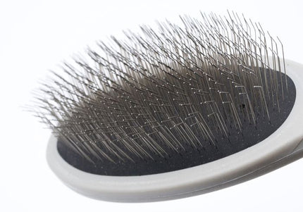 Artero Soft Slicker Brush Left – Oval Poodle Brush with Long Soft Pins, Ergonomic Left-Handed Design