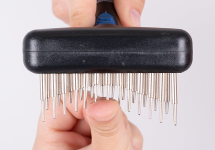 Show Tech Double Row Twist & Cling Rake 18cm – Pneumatic Rotating Pin Comb, Dual-Row Design