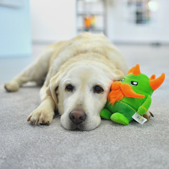 Dashi Agnar Plush Toy – Soft 16cm Squeaky Green Creature, Durable Playtime Fun